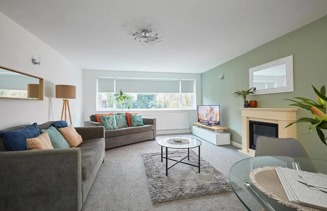 Foxcroft Vila Brighouse